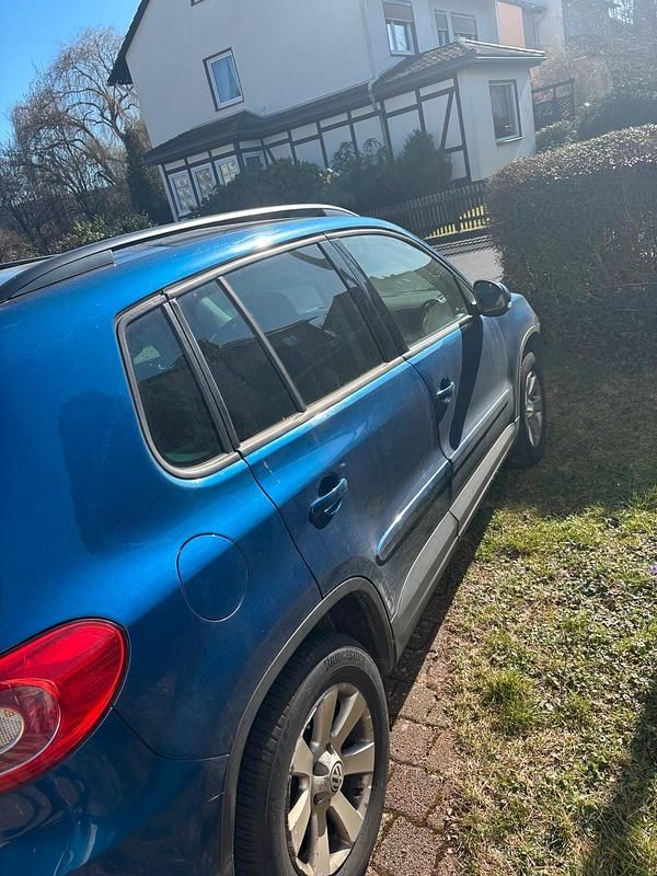Gebraucht VW Tiguan 150 PS (110 kW) 2008 Blau SUV