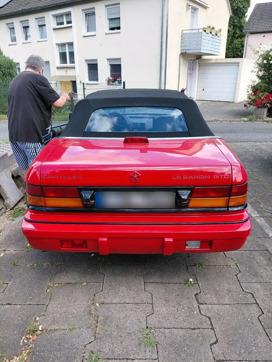 Gebraucht Chrysler Le Baron 136 PS (100 kW) 1998 Rot Cabrio