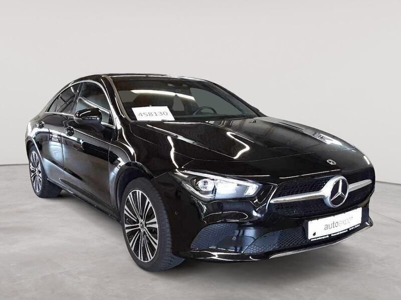 Nachtschwarz Gebraucht 2023 Mercedes CLA250e Progressive Limousine | 28.990 € (Guter Preis) - Bild 1/4