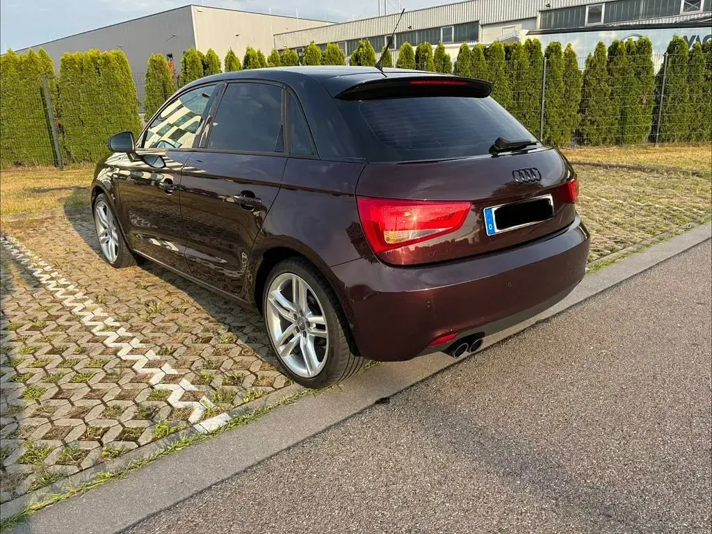 Gebraucht Audi A1 Sportback Ambition 122 PS (89 kW) 2012 Violett Kleinwagen