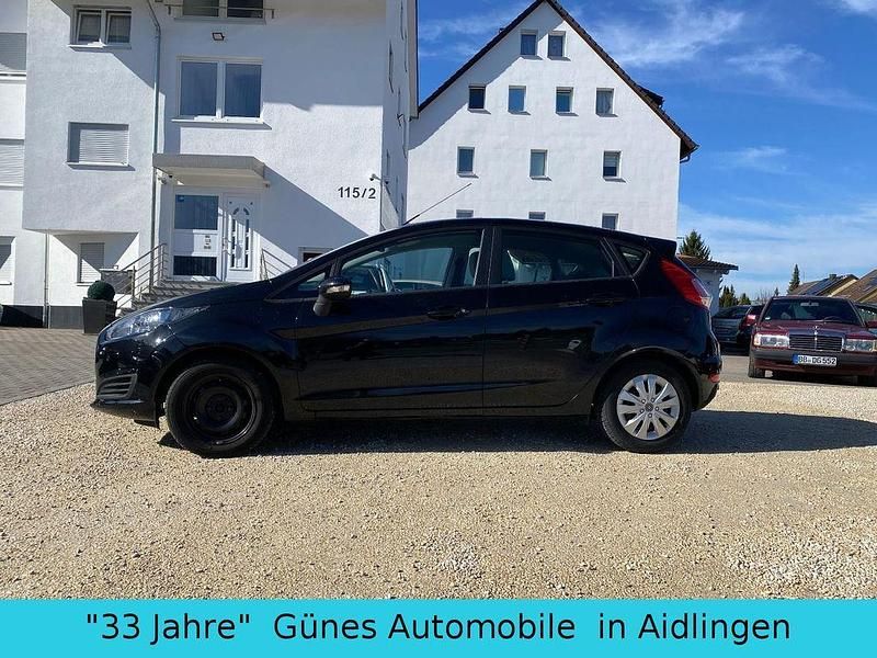 Gebraucht Ford Fiesta Trend 82 PS (60 kW) 2013 Schwarz Kleinwagen
