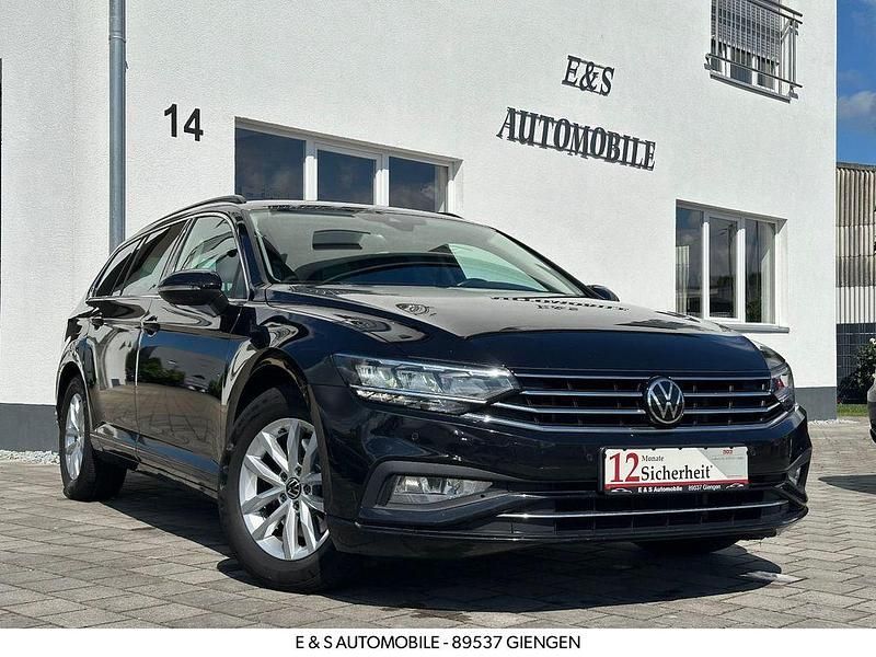 Schwarz Gebraucht 2022 VW Passat Business Kombi | 16.990 € (Guter Preis) - Bild 1/4