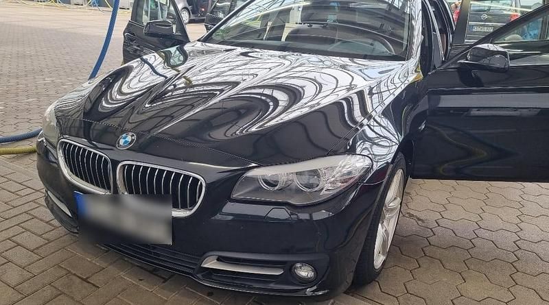 Schwarz Gebraucht 2013 BMW 530 Kombi | 7.600 € (Guter Preis) - Bild 1/4