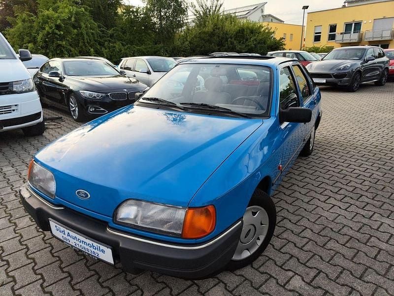 Blau Gebraucht 1989 Ford Sierra Limousine | 2.800 € - Bild 1/4
