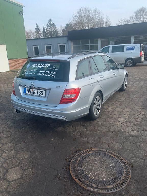 Gebraucht Mercedes C220 Avantgarde Edition 170 PS (125 kW) 2014 Silber Limousine