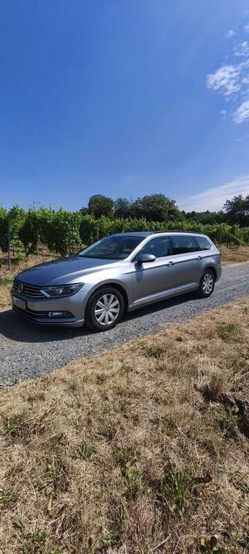 Silber Gebraucht 2019 VW Passat Kombi | 17.900 € (Superpreis) - Bild 1/4