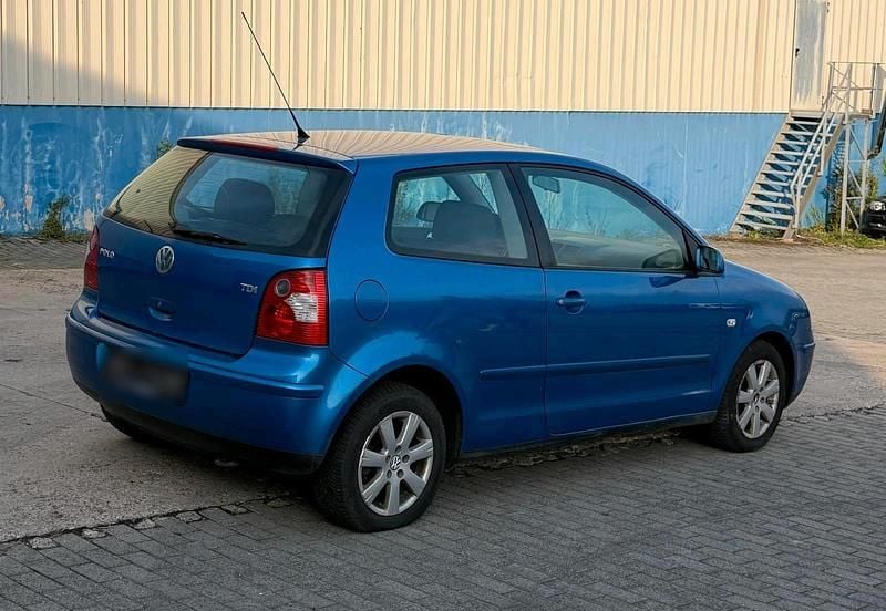 Second-hand VW Polo 101 CP (74 kW) 2002 Albastru Hatchback
