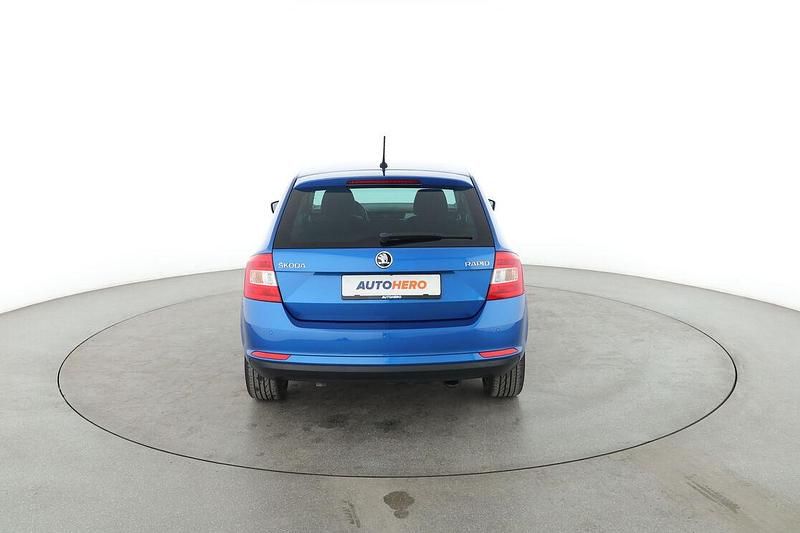 Gebraucht Skoda Rapid Drive 90 PS (66 kW) 2017 Blau Limousine