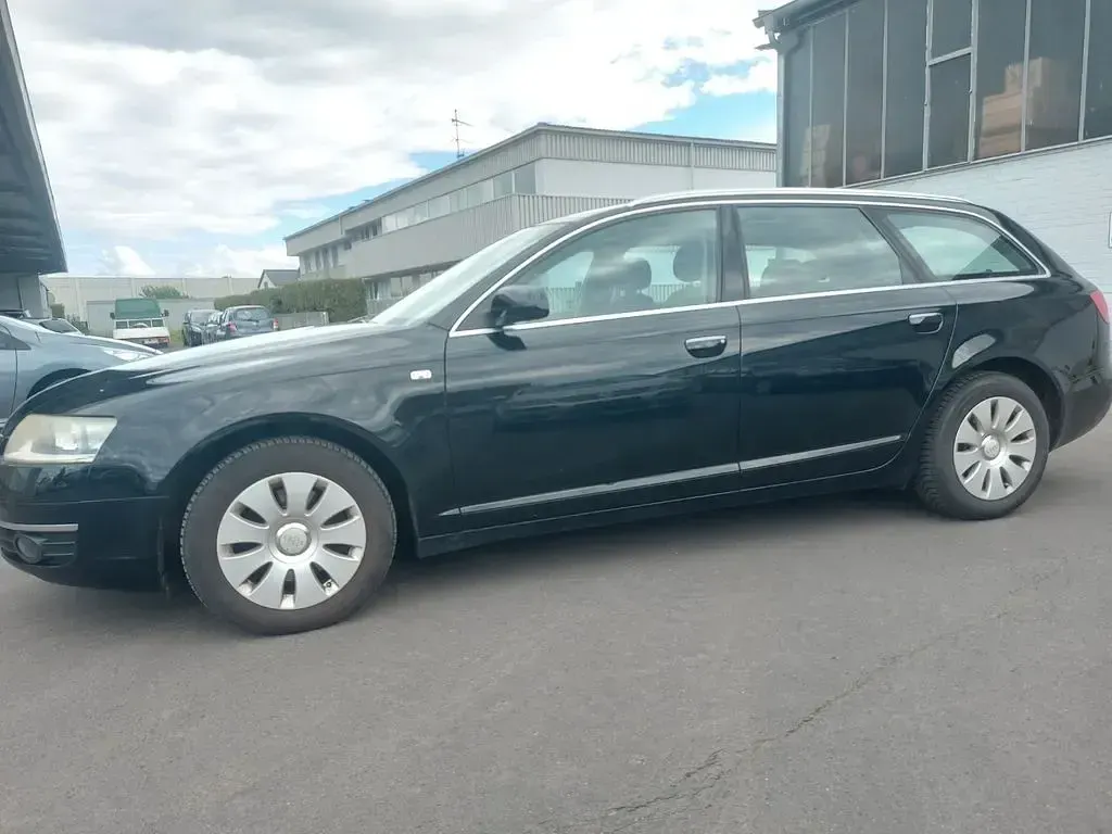 Gebraucht Audi A6 140 PS (102 kW) 2006 Schwarz Limousine