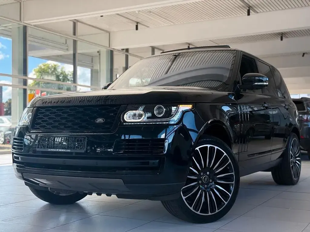 Gebraucht Land Rover Range Rover Vogue 258 PS (189 kW) 2016 Farallon black SUV