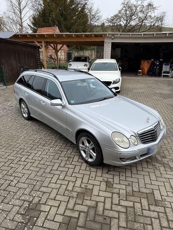 Gebraucht Mercedes E320 224 PS (164 kW) 2007 Silber Kombi