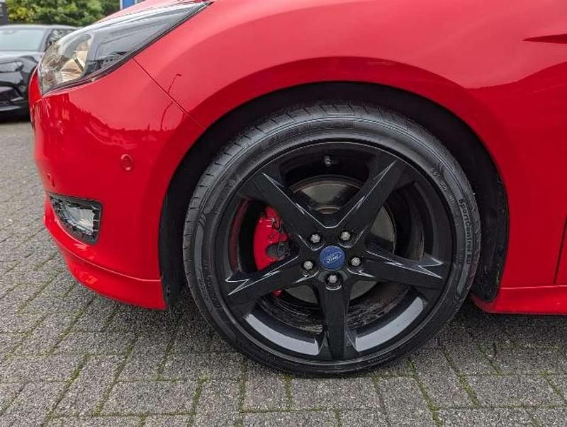 Gebraucht Ford Focus Sport 182 PS (133 kW) 2017 Other Limousine