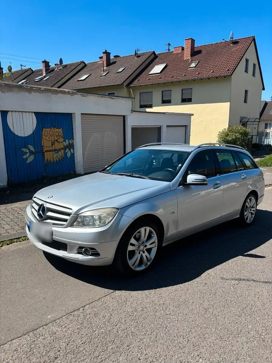 Gebraucht Mercedes C220 Avantgarde 170 PS (125 kW) 2009 Silber Kombi