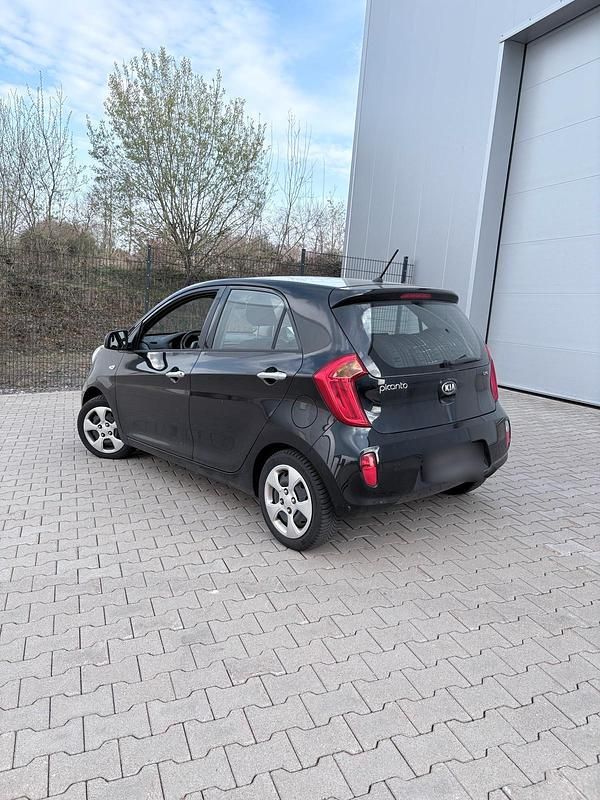 Gebraucht Kia Picanto 70 PS (51 kW) 2014 Schwarz Kleinwagen