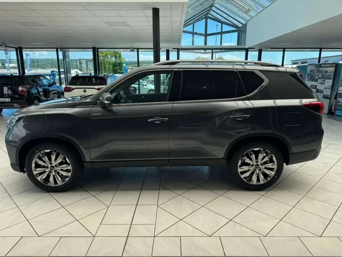 Gebraucht KGM Rexton 203 PS (149 kW) 2025 Grau SUV