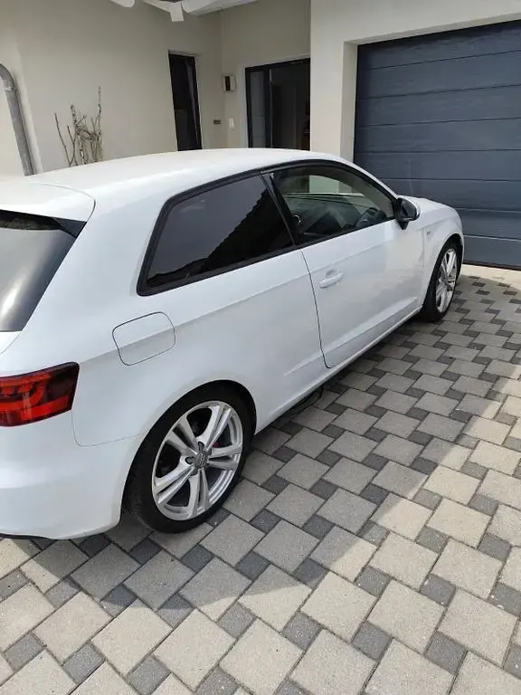 Gebraucht Audi A3 S-Line 125 PS (91 kW) 2013 Weiß Limousine