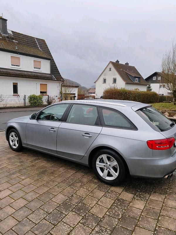 Gebraucht Audi A4 160 PS (117 kW) 2008 Grau Kombi