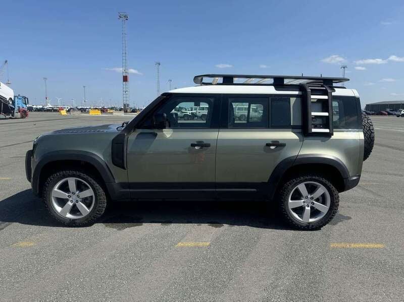 Grün Gebraucht 2020 Land Rover Defender SUV | 33.000 € - Bild 1/4