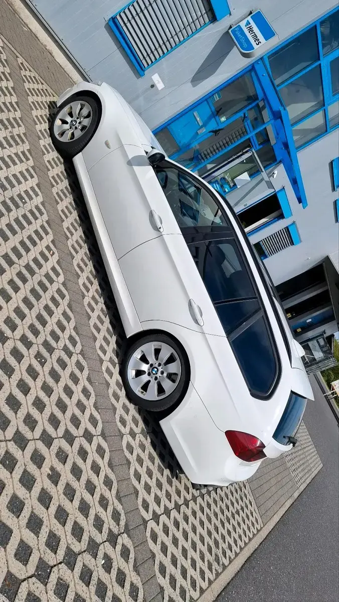 Używany BMW 325 Performance 310 KM (228 kW) 2012 Biały Kombi