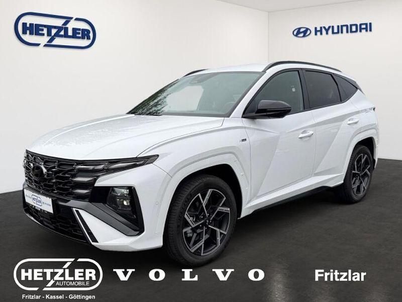 Atlas white / sol Neu 2025 Hyundai Tucson N Line SUV | 49.490 € - Bild 1/4