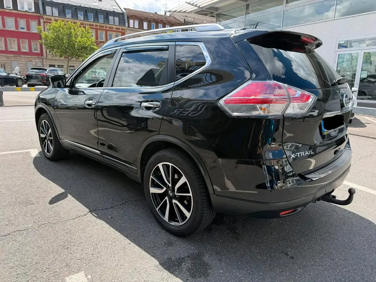 Gebraucht Nissan X-Trail Tekna 130 PS (95 kW) 2016 Schwarz SUV