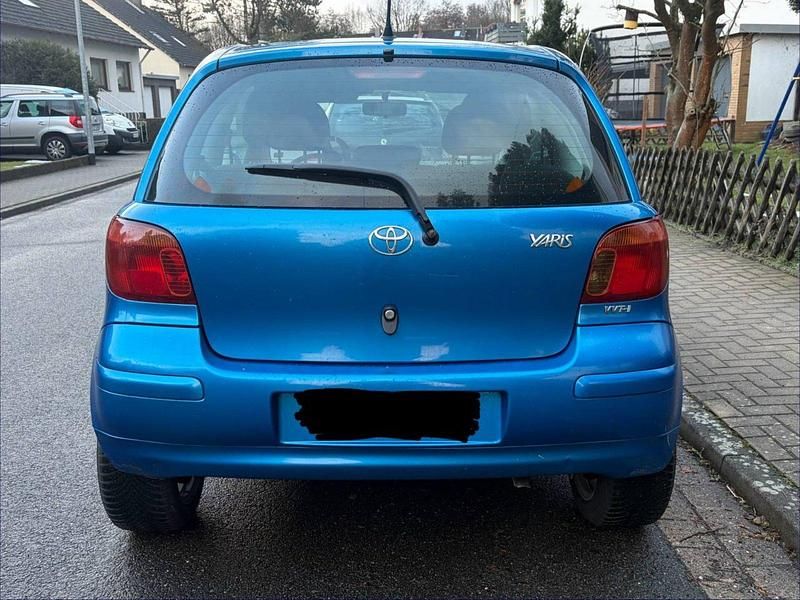 Gebraucht Toyota Yaris 87 PS (63 kW) 2003 Blau Kleinwagen