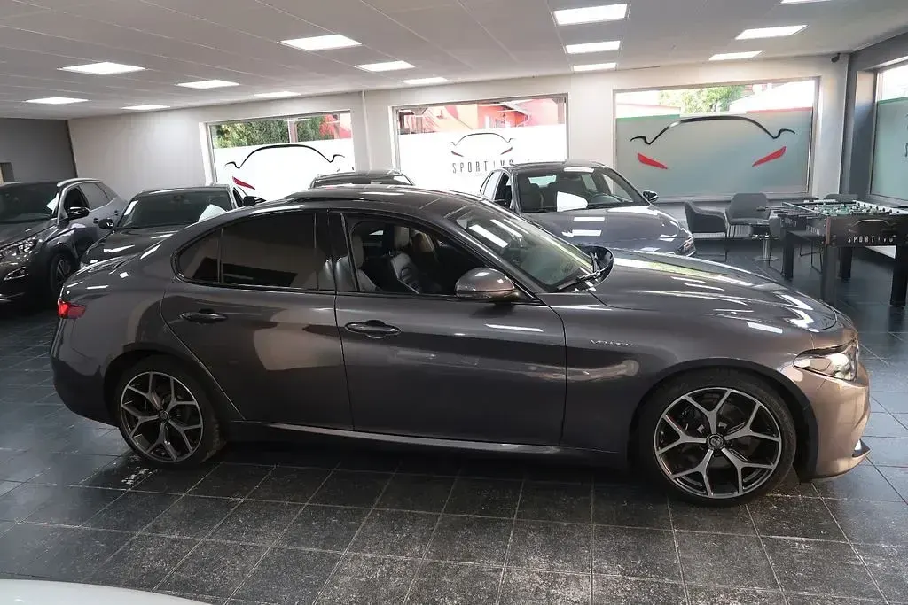 Gebraucht Alfa Romeo Giulia Veloce 209 PS (153 kW) 2018 Grau Limousine