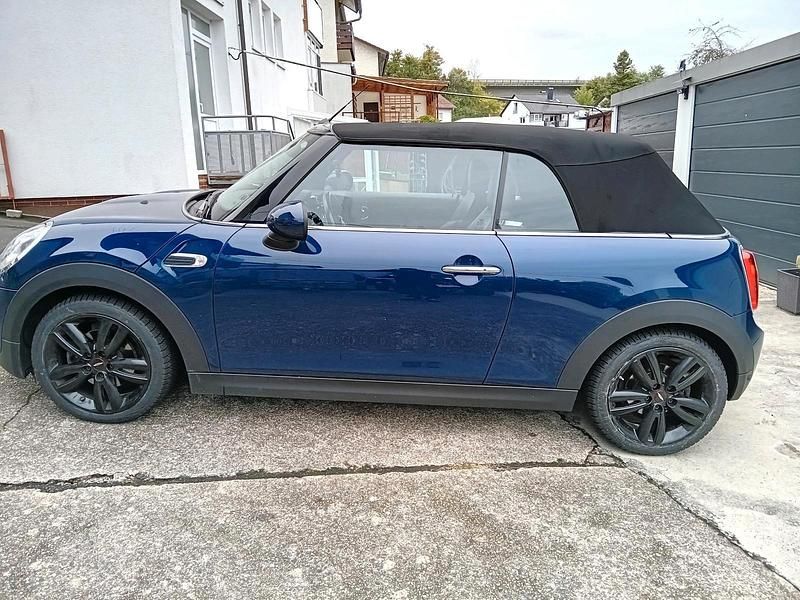 Usado Mini Cooper Cabriolet 136 HP (100 kW) 2017 Andere farben Cabrios