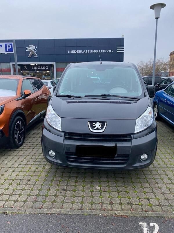 Schwarz Gebraucht 2011 Peugeot Expert Van | 6.500 € (Fairer Preis) - Bild 1/4