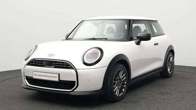 Weiß Gebraucht 2024 Mini Cooper Classic Kleinwagen | 24.612 € (Fairer Preis) - Bild 1/4