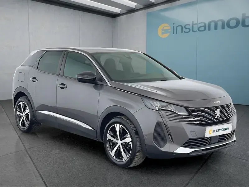 Gebraucht Peugeot 3008 Allure 131 PS (96 kW) 2023 Grau SUV