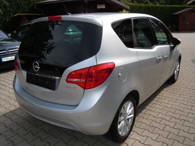Gebraucht Opel Meriva 120 PS (88 kW) 2012 Silber metallic Van / Kleinbus