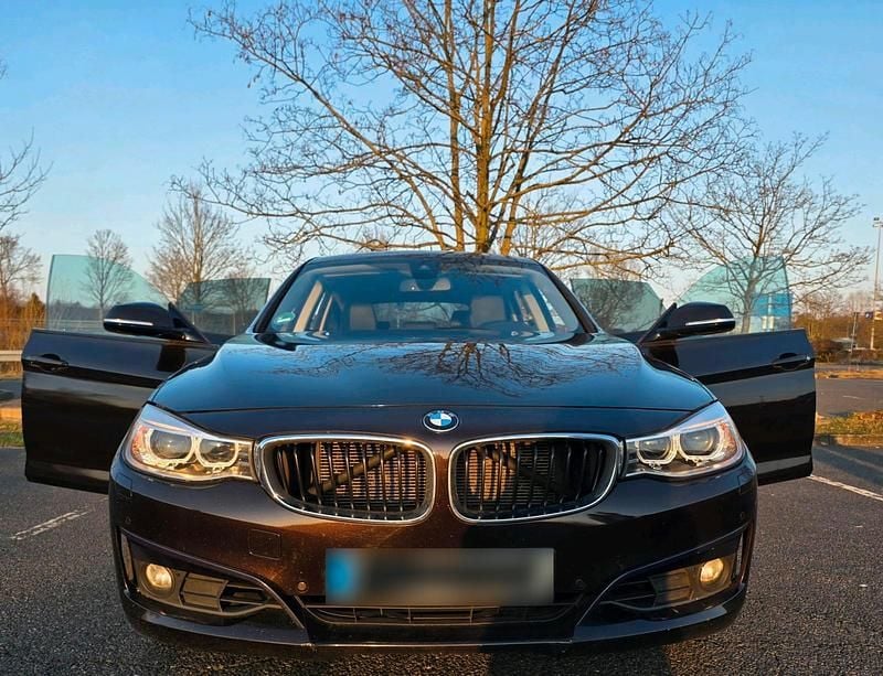 Gebraucht BMW 325 218 PS (160 kW) 2015 Braun Limousine