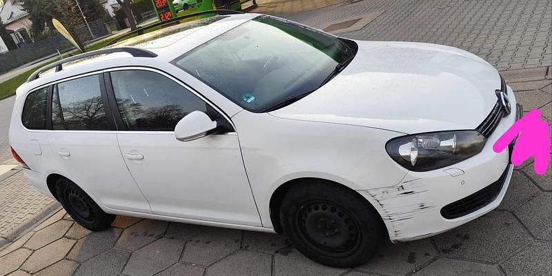 Second-hand VW Golf VII 2012 Alb Berlinǎ