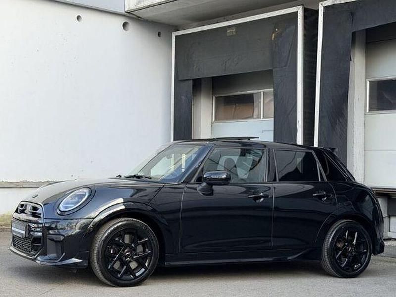 Gebraucht Mini John Cooper Works 204 PS (150 kW) 2024 Schwarz Kleinwagen