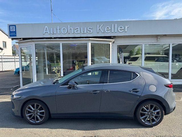 Polymetal grey Gebraucht 2021 Mazda 3 Selection Limousine | 19.990 € (Fairer Preis) - Bild 1/4