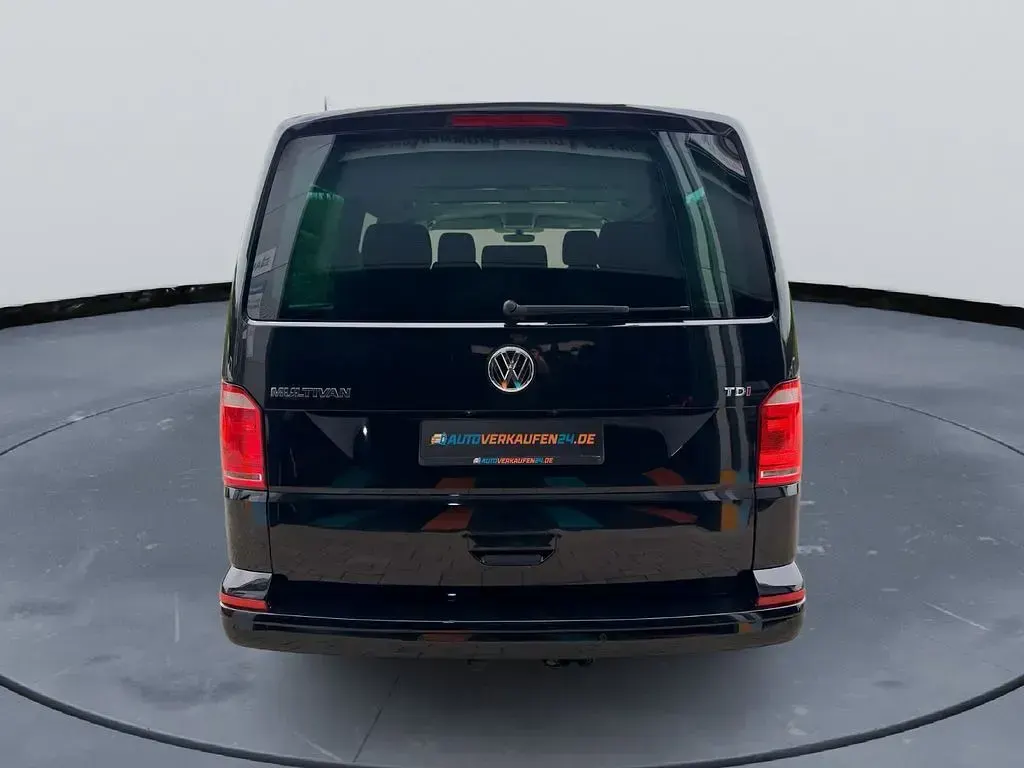 Używany VW T6 150 KM (110 kW) 2017 Czarny Van