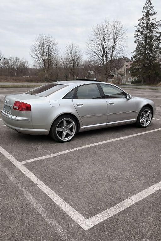 Gebraucht Audi A8 Comfort 349 PS (256 kW) 2006 Silber Limousine