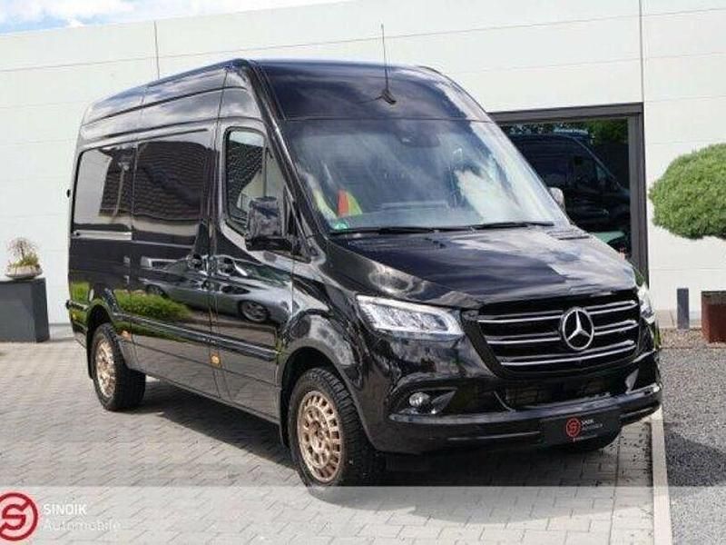 Gebraucht Mercedes Sprinter 190 PS (139 kW) 2023 Schwarz Van