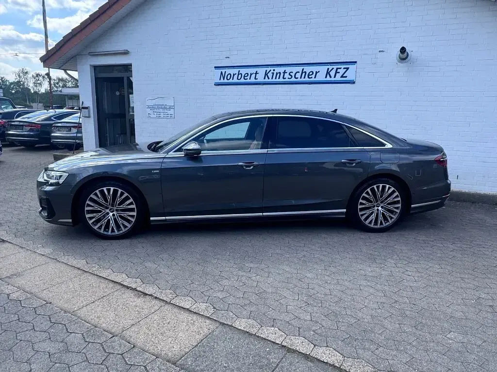 Gebraucht Audi A8L S-Line 462 PS (339 kW) 2022 Grau Limousine