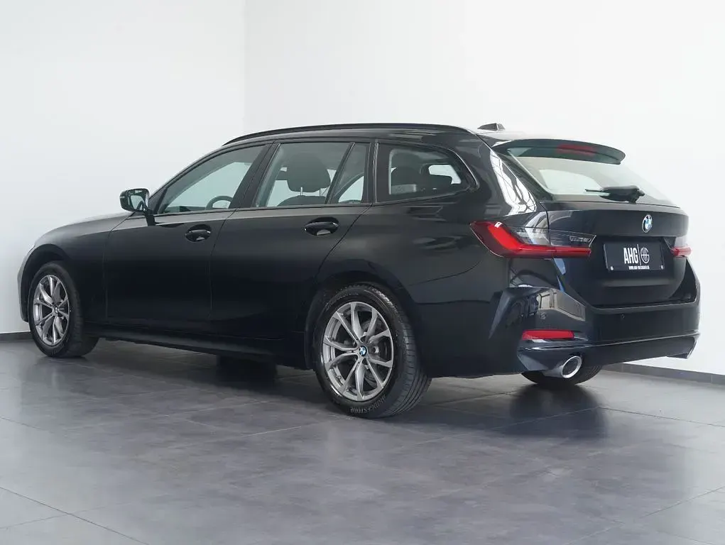 Gebraucht BMW 320 Shadowline 190 PS (139 kW) 2023 Schwarz Kombi
