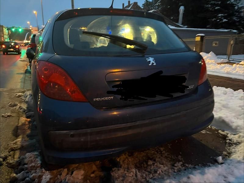 Gebraucht Peugeot 207 87 PS (63 kW) 2007 Blau Kleinwagen