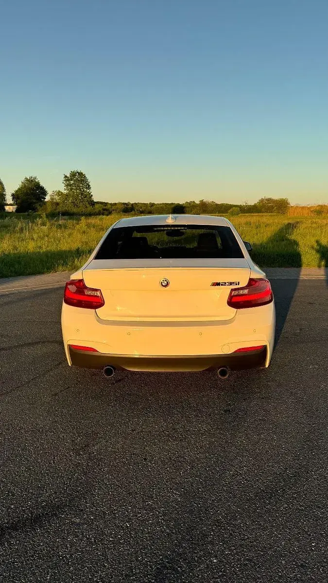 Gebraucht BMW M235 Comfort Edition 326 PS (239 kW) 2014 Weiß Coupé