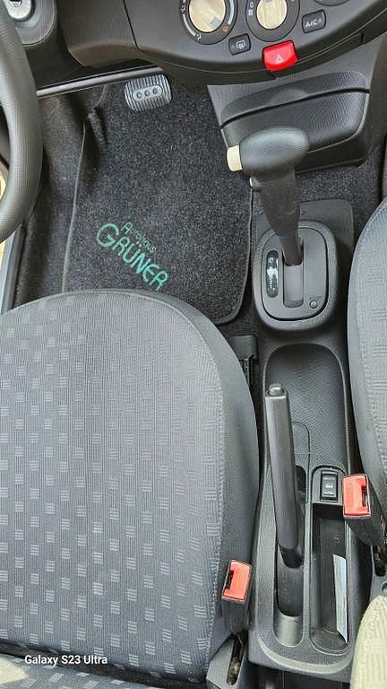 Gebraucht Nissan Micra 80 PS (58 kW) 2004 Grau Kleinwagen