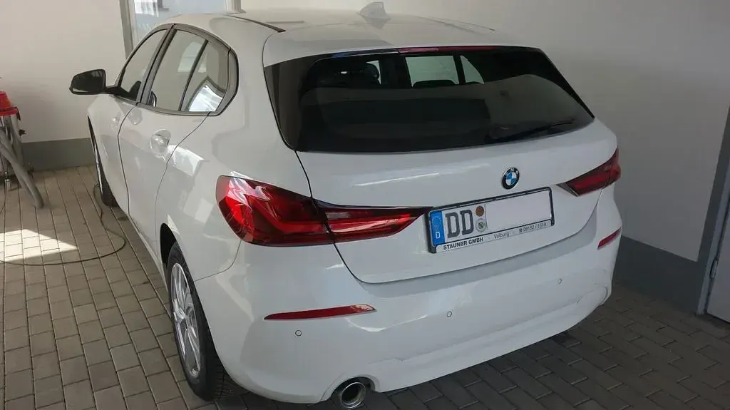Gebraucht BMW 118 136 PS (100 kW) 2024 Weiß Kleinwagen