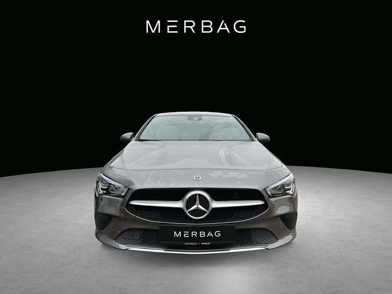 Gebraucht Mercedes CLA200 163 PS (119 kW) 2019 Metalliclack mountaingrau Coupé