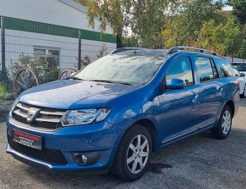 Blau Gebraucht 2014 Dacia Logan MCV Prestige Kombi | 3.790 € (Guter Preis) - Bild 1/4