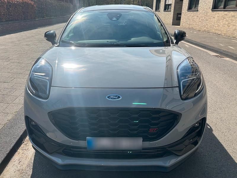 Gebraucht Ford Puma ST 200 PS (147 kW) 2024 Grau SUV