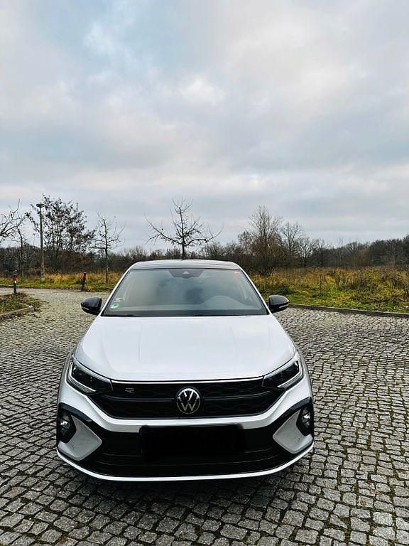 Gebraucht VW Taigo R-line 150 PS (110 kW) 2022 Silber SUV