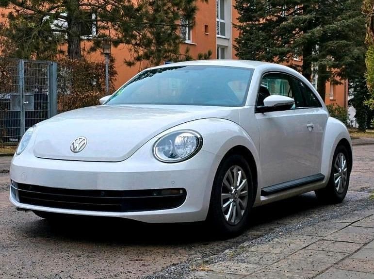 Usata VW Beetle 105 CV (77 kW) 2012 Bianco Utilitaria